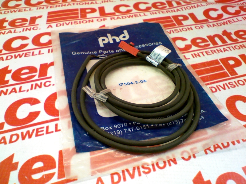 3-Pin 8mm QD Phd 17504-2-06 Cylinder Sensor Switch PNP Input: 10-30VDC 100mA 