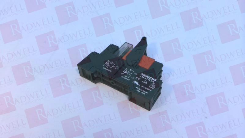 PLUG-IN SIEMENS LZS:RT3A4L24 SWITCHING RELAY NEW LOT OF 4 4 24 VDC 