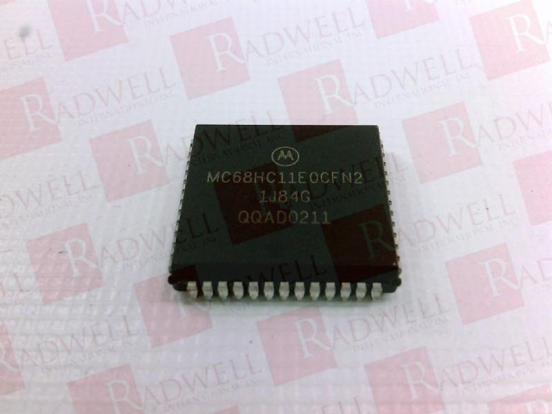 NXP SEMICONDUCTOR MC68HC11E0CFN2