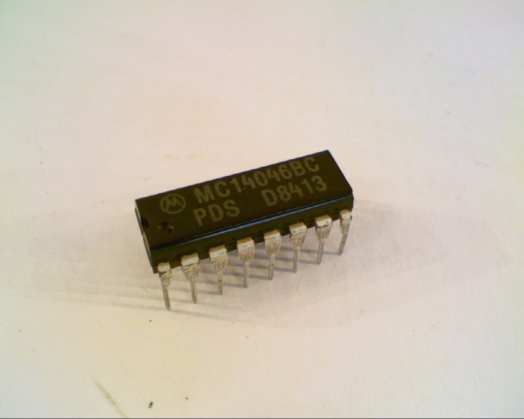 NXP SEMICONDUCTOR MC14046BCL