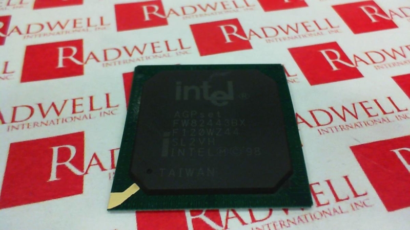 INTEL FW82443BX